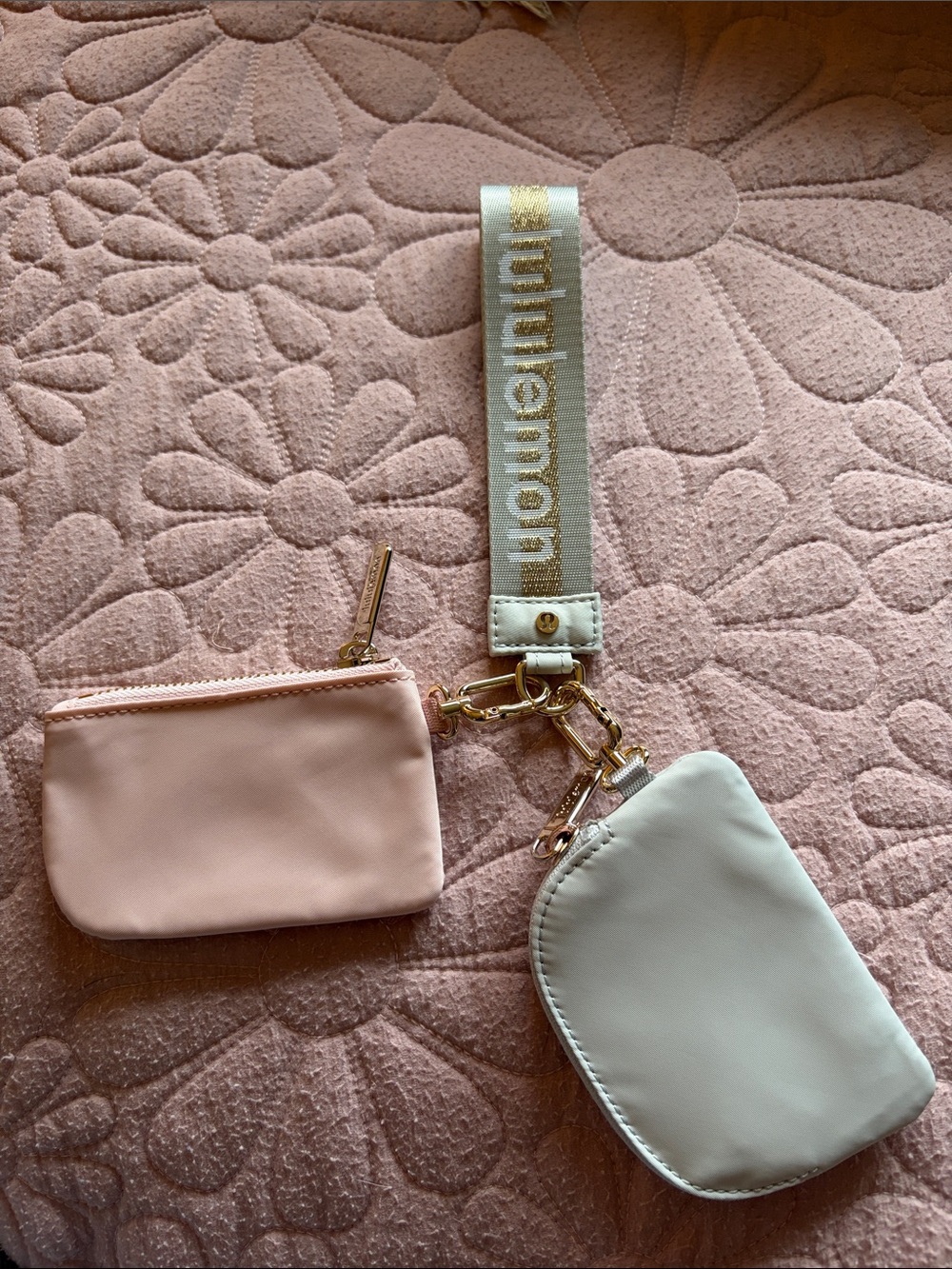 lululemon athletica Dual Pouch Wristlet - Picture 3 of 5